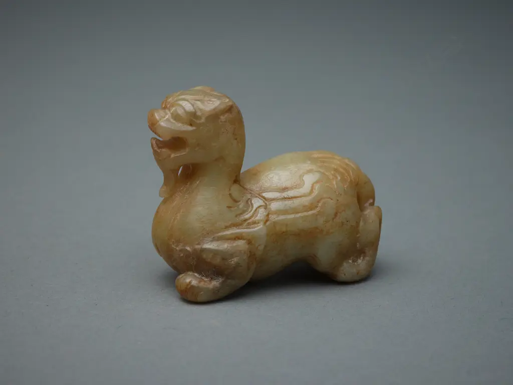 Ming Dynasty 1368-1644 jade Pixiu figure, Image 1++